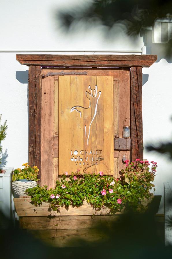 Lo Chalet Delle Ville วาเรนา ภายนอก รูปภาพ